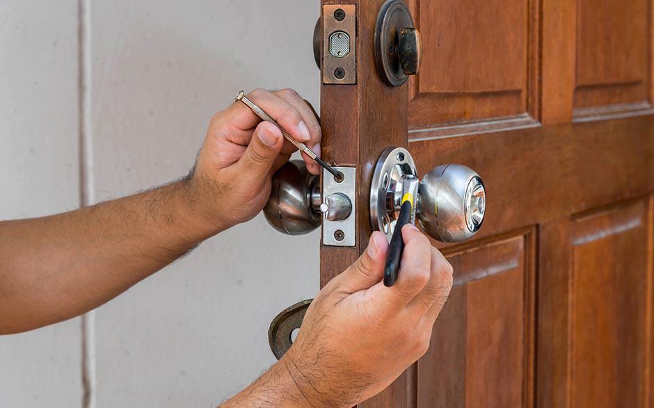 tarifs pas chers serrurier dépannage Versailles